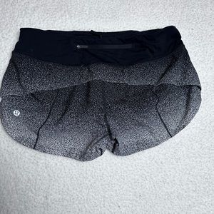 Lululemon feet up shorts to 2.5 ombré speckle stop